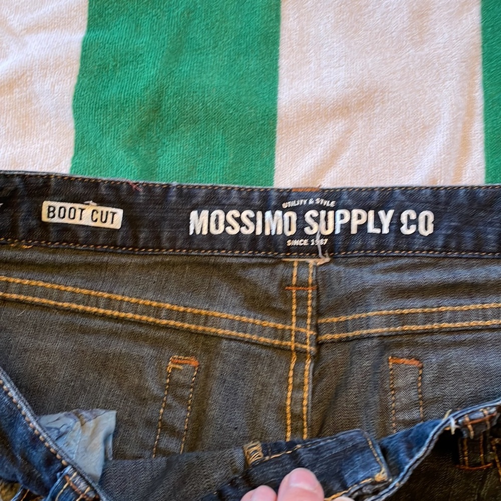 Like new bootcut jeans. - Picture 5 of 5